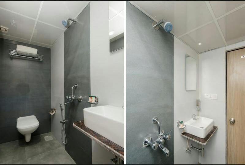 מומביי Hotel Time Gold Near Domestics Airport מראה חיצוני תמונה